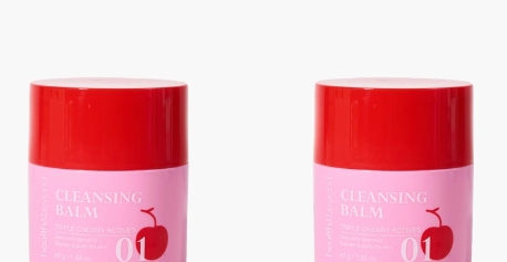 Kirsikkahaudutuksen puhdistusbalsami syv&auml;puhdistukseen ja ihonsuojan korjaamiseen